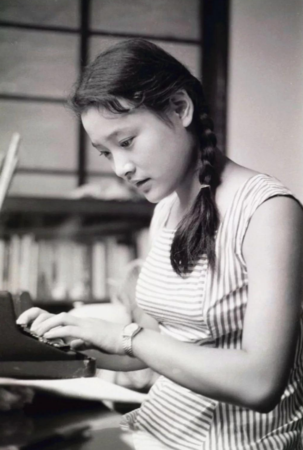 出身名门却一生跌宕，才华横溢却感情坎坷，她们是现实中的黄亦玫-什么叫出身名门