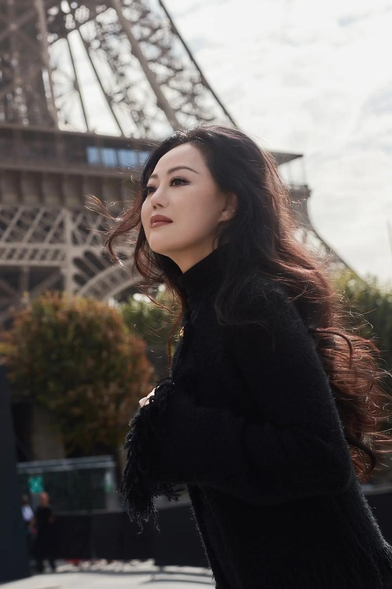 出身名门却一生跌宕，才华横溢却感情坎坷，她们是现实中的黄亦玫-什么叫出身名门