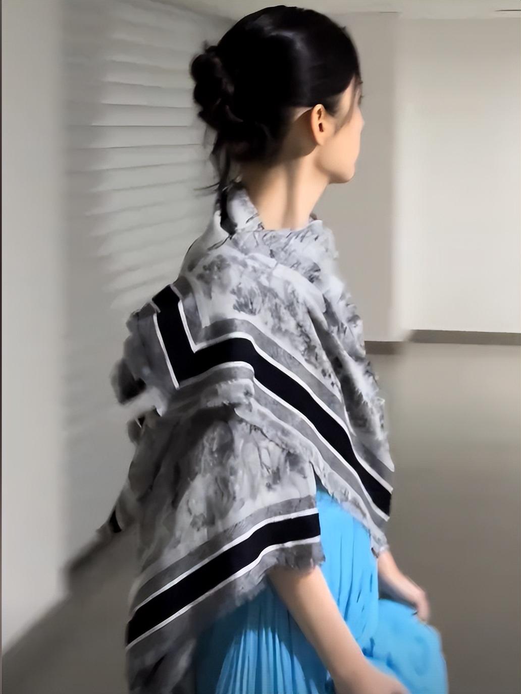 周也“耍大牌”事件愈演愈烈，央媒下场发实锤证据，给她上了一课-周也oo