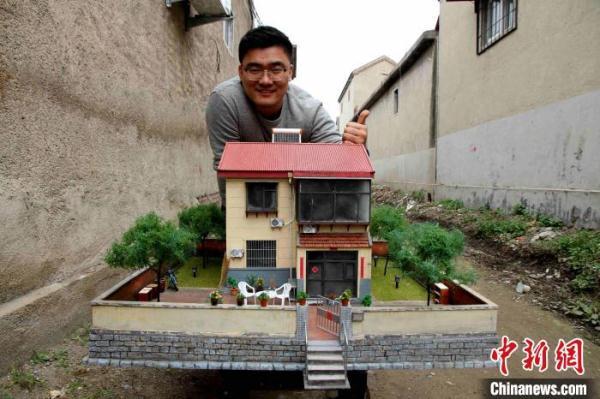 “80后”小伙10年复刻近400座老院落 在微缩世界留住记忆-80后小迪姐