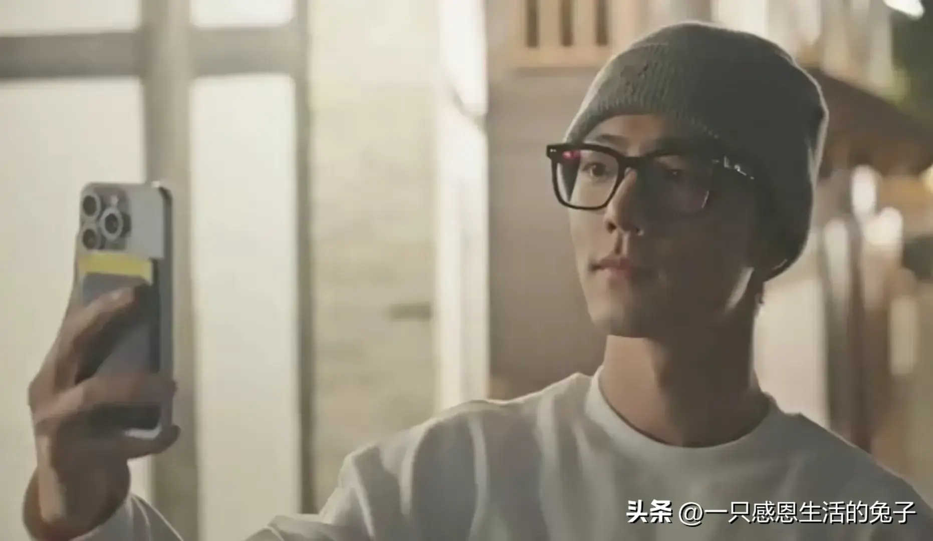 肖战：漫步重庆街头，商家连夜做打卡牌！地图都标好了，这速度！-肖战重庆打卡原图