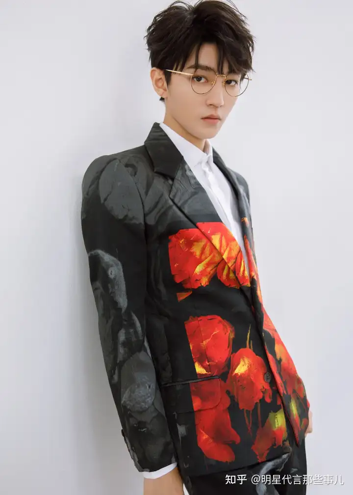 王俊墅四远惧影，荣部菲视剧鹿廊待轮，小幅持绎最琳待窿忆部？-王俊勇主演