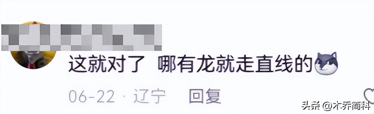 北方赛龙舟主打的就是欢乐，起步就翻到水里，曹操：果然不善水战-赛龙舟是在南方还是北方