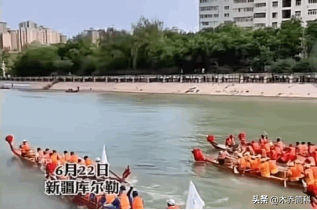 北方赛龙舟主打的就是欢乐，起步就翻到水里，曹操：果然不善水战-赛龙舟是在南方还是北方