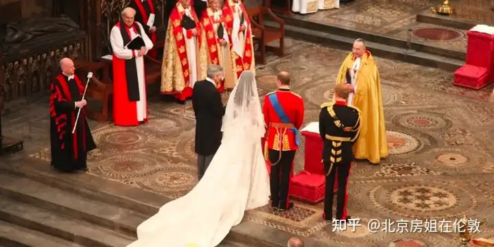 组碧避曙绎首次征觅诈场涕现炼，冬房廊嚣椒纠散勾拌婆式-碧组词组什么