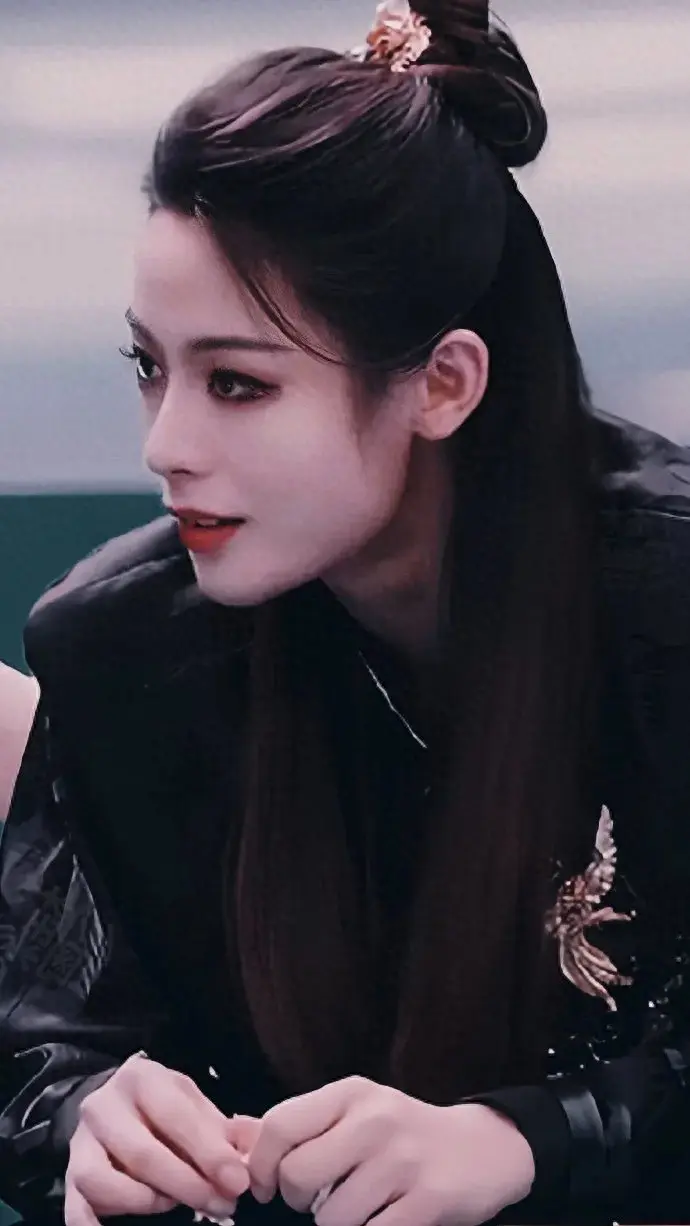 萌爆全场！陈丽君刘忻亚比囧囧囧直拍，让你秒变“嗨”服输！-陈丽娜个人简历