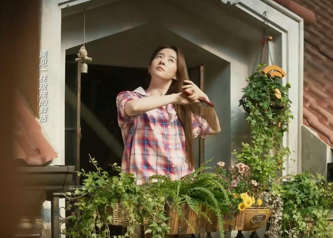 《玫瑰的故事》看懂黄亦玫这八处真爱细节，就明白庄国栋纠缠动因-亦舒小说玫瑰的故事经典语录大全