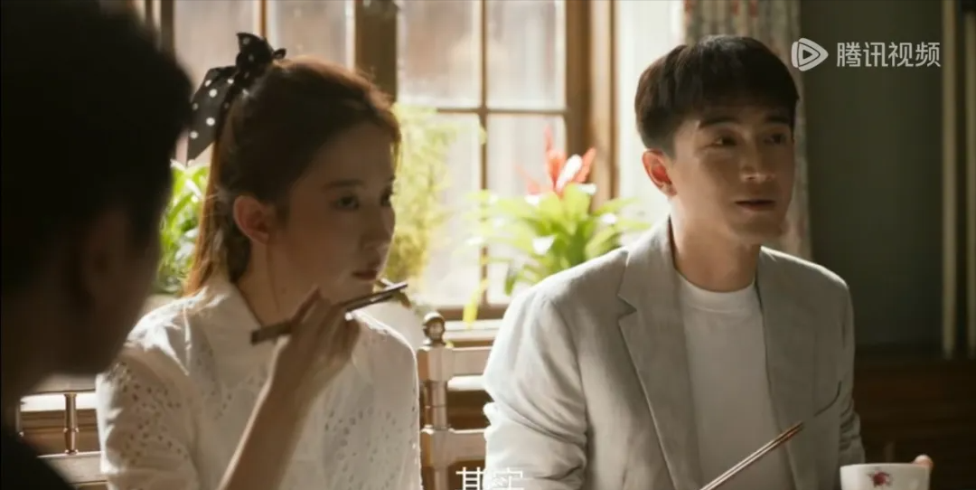 《玫瑰的故事》玫瑰至死不知，方协文求婚竟然是因为一张饭店小票-方德玫瑰是什么等级