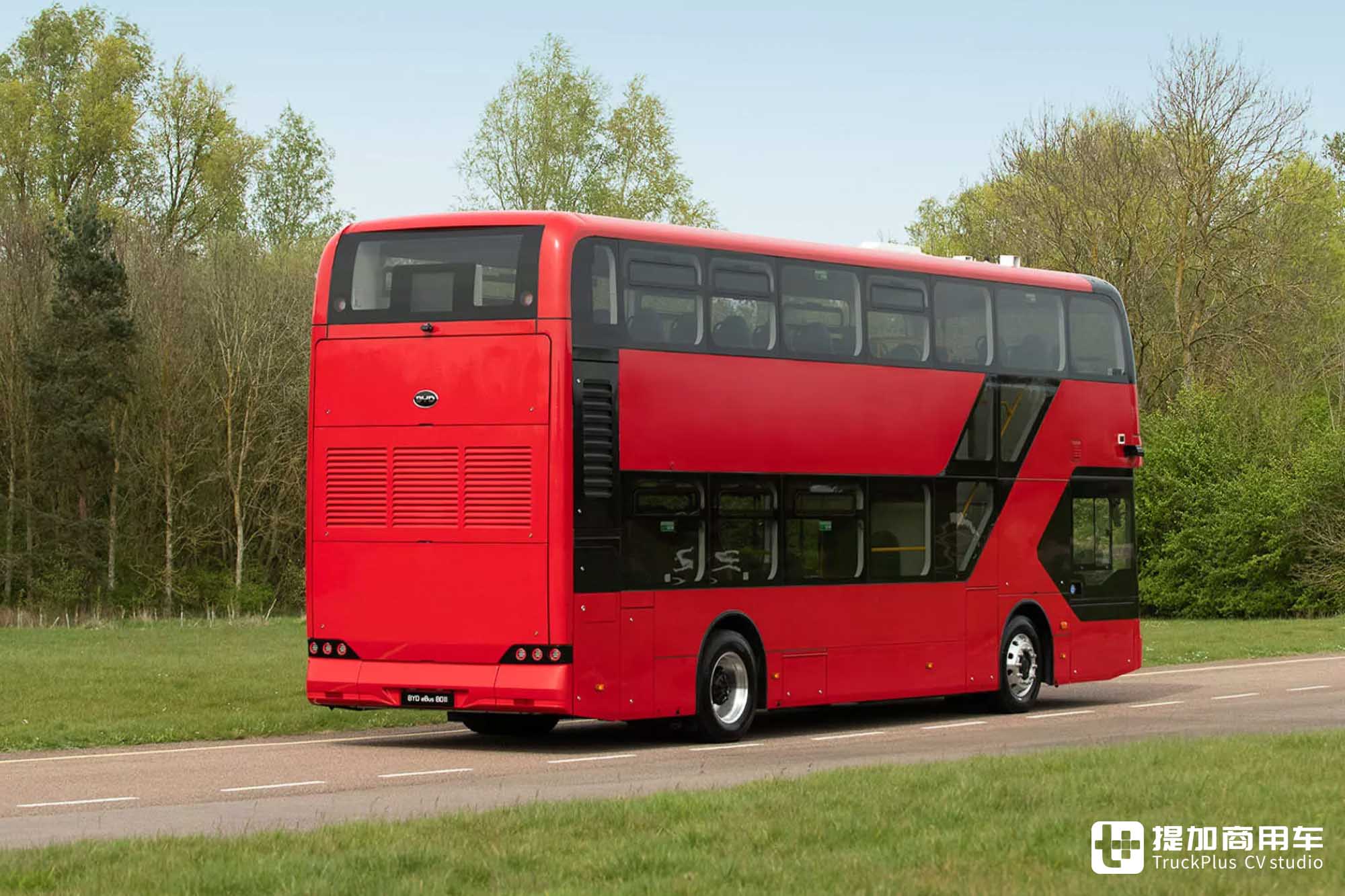 全新比亚迪BD11双层纯电动大巴全球首发，实拍带你看看它有多强-比亚迪纯电动大巴车价格表
