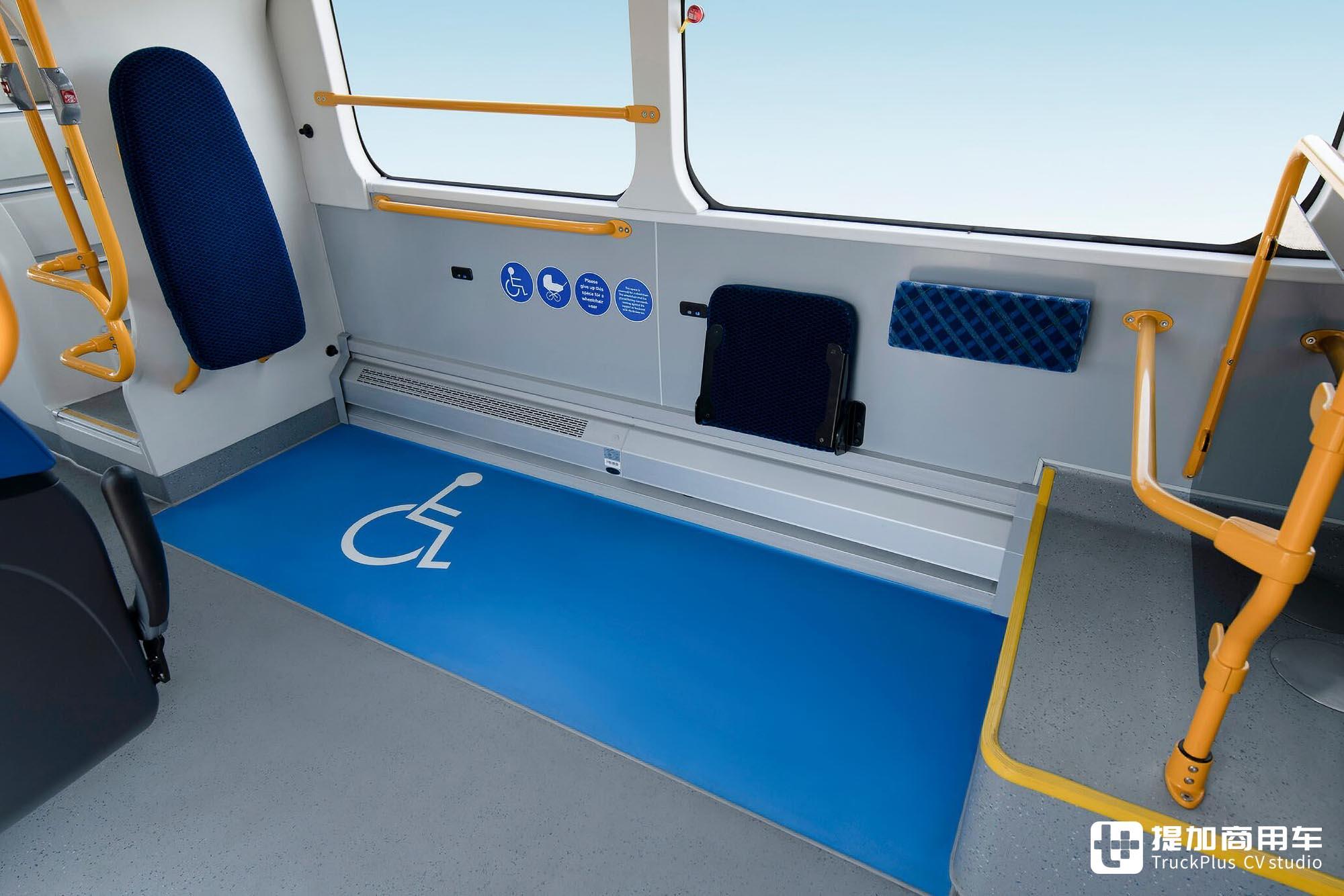 全新比亚迪BD11双层纯电动大巴全球首发，实拍带你看看它有多强-比亚迪纯电动大巴车价格表