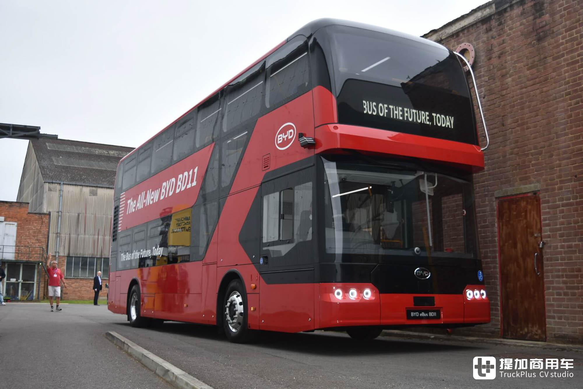 全新比亚迪BD11双层纯电动大巴全球首发，实拍带你看看它有多强-比亚迪纯电动大巴车价格表