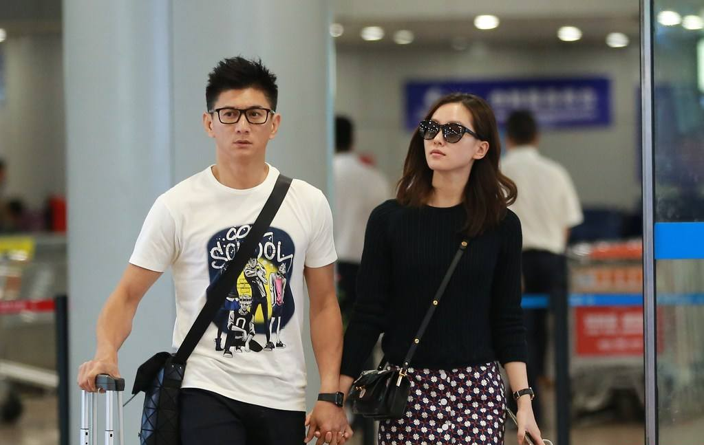 汪峰回应“神预言”上热搜，毫无兴趣看都不看，网友嘲讽他说谎话-汪峰是娱乐圈预言家么