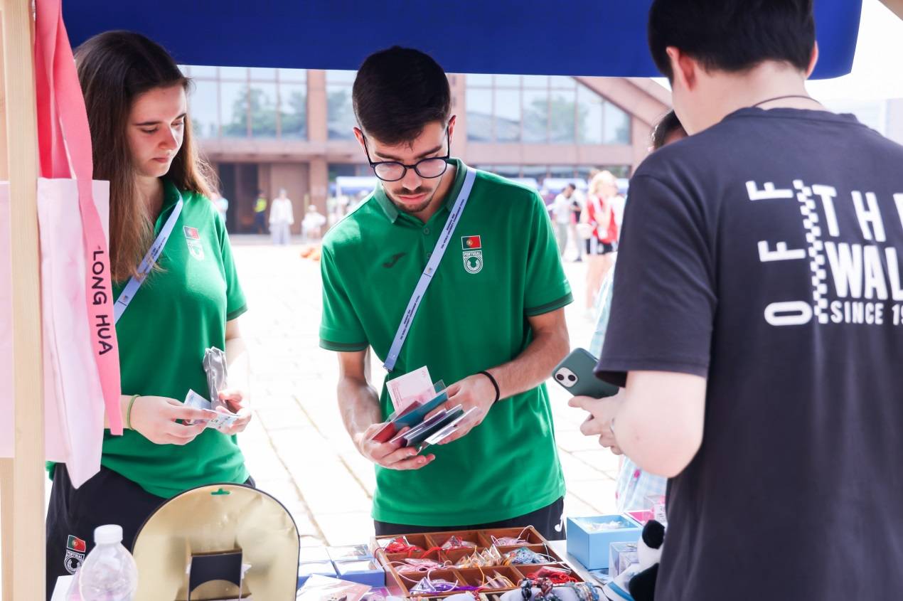 16个国家大学生体验非遗，2024年世界大学生五人制足球锦标赛“文化体验日”举行-全国大学生五人制足球