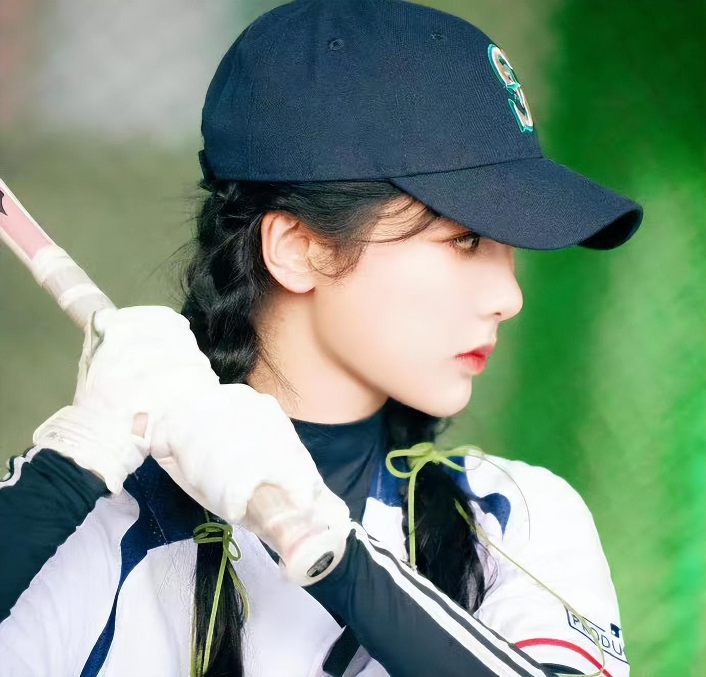 杨紫将担任巴黎奥运火炬手，受品牌邀请，赵露思汤唯也曾是火炬手-杨紫获奖记录