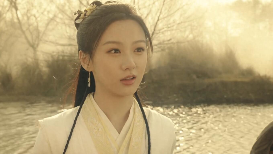 新《射雕》开播：同演黄蓉，除翁美玲朱茵李一桐，其他都是毁经典-新射雕英雄传里面的黄蓉是谁演的