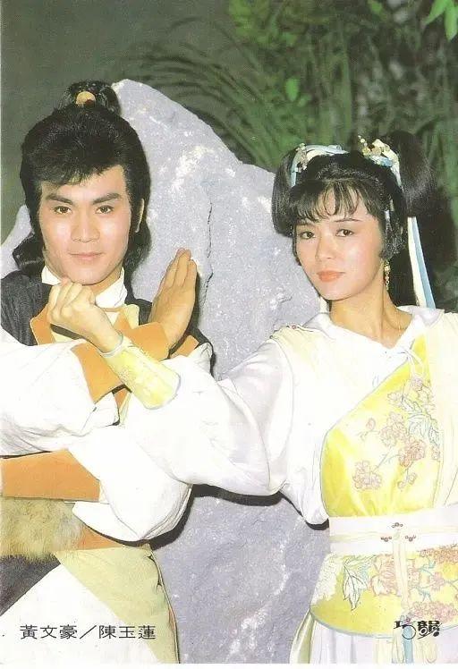 新《射雕》开播：同演黄蓉，除翁美玲朱茵李一桐，其他都是毁经典-新射雕英雄传里面的黄蓉是谁演的