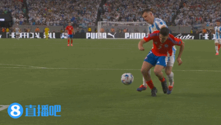 美洲杯-劳塔罗替补绝杀&错失绝佳良机 阿根廷1-0智利提前出线-美洲杯阿根廷1:1智利