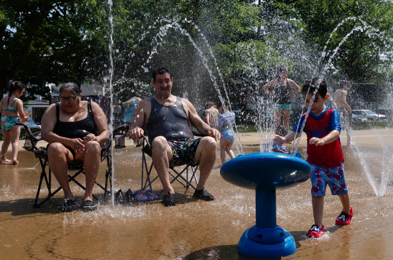巨大“热穹顶”覆盖，近90年来最大规模热浪席卷美国，2亿多人“进烤箱”-热穹顶效应