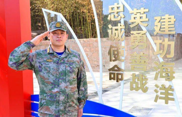 找到了！救人的好心人是一名海军战士-好心救人没救回来怎么办