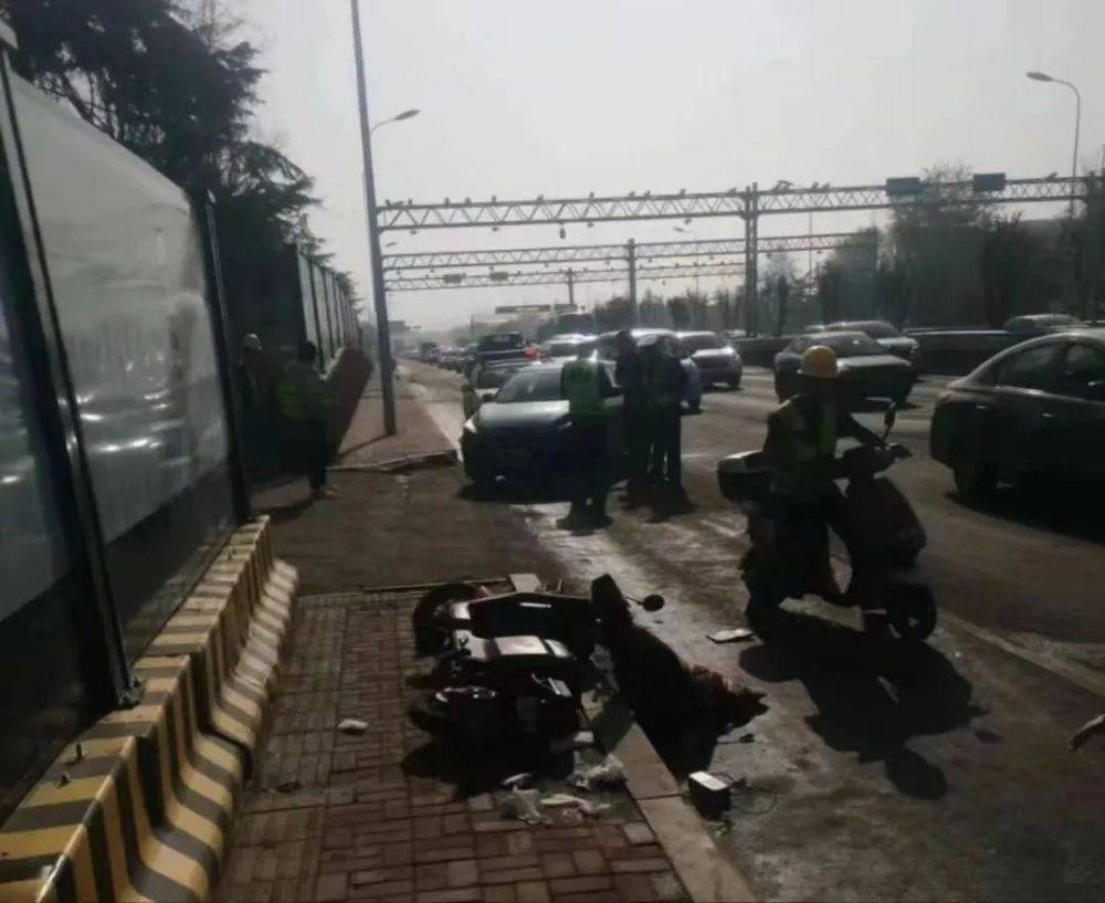 找到了！救人的好心人是一名海军战士-好心救人没救回来怎么办