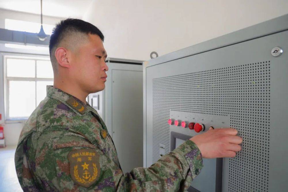 找到了！救人的好心人是一名海军战士-好心救人没救回来怎么办