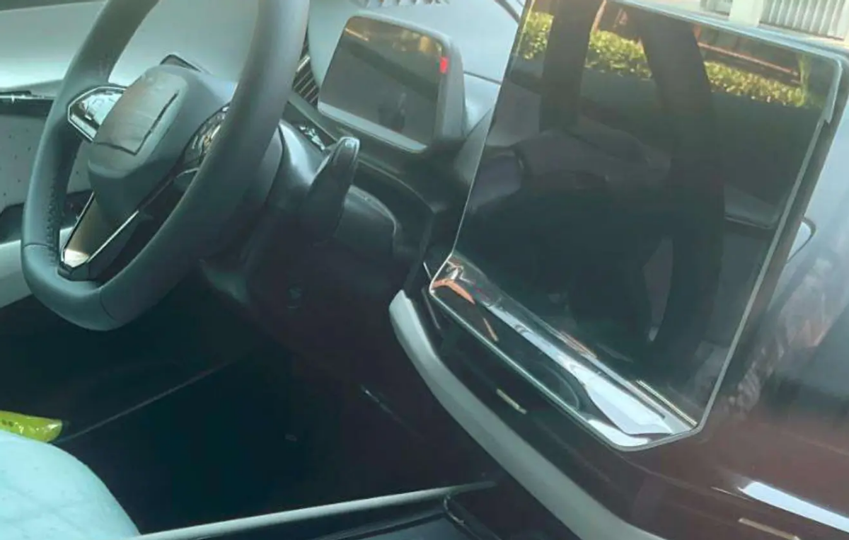 大众镶金边！ID.UNYX与众定档7月上市，轿跑范十足！-idr大众有多快