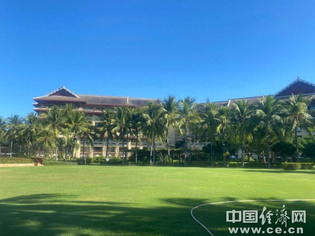 三亚酒店价格暴跌？多方回应-三亚酒店价格趋势分析