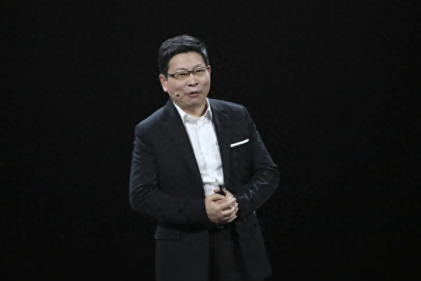 余承东解释华为25亿转让问界商标原因：投入上百亿-华为何刚余承东