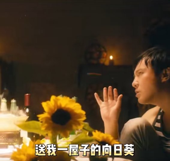 电影《抓娃娃》8个细节解读，原来是一个巨大的西虹市宇宙-抓娃娃动漫图