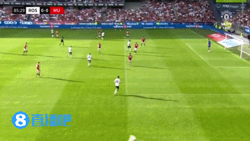 季前赛-曼联遭绝杀0-1罗森博格 维特克屡献神扑罗森博格4次中框-罗森博格vs利勒斯特