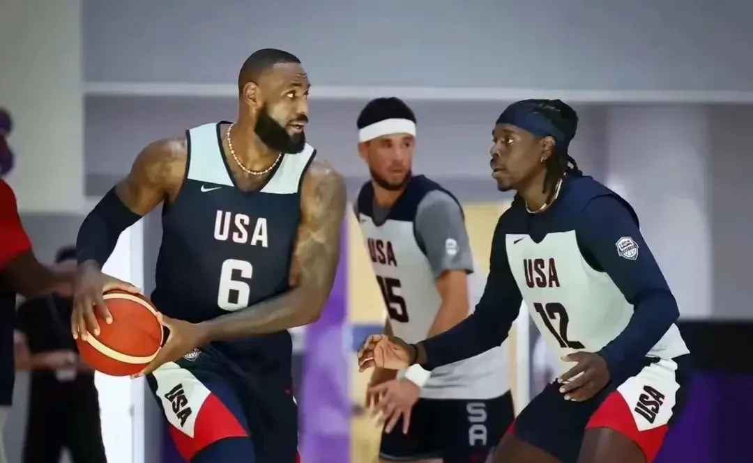 【独家揭秘】美国男篮险胜惊魂夜：金牌梦是否悬而未决？-美国男篮荣誉