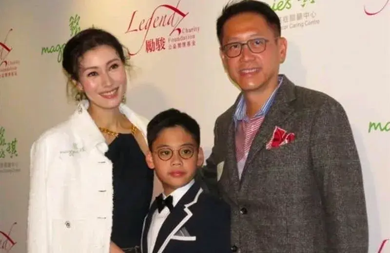 李嘉欣夫妇豪宅降价千万抛售背后真相引人深思：豪门也有难念的经-李嘉欣交往过的富豪