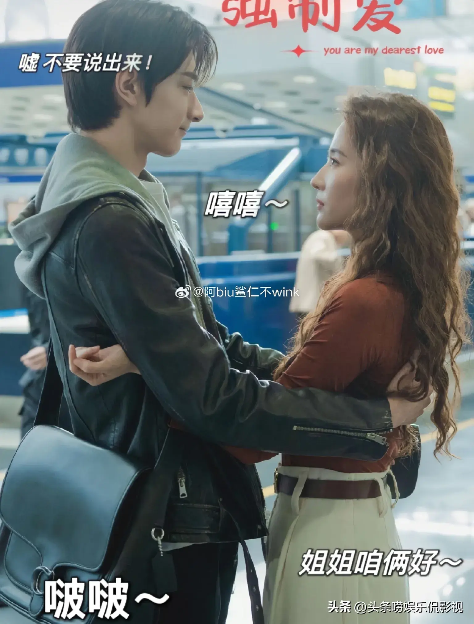 刘亦菲发文晒玫瑰周边照越素越美手持钢铁玫瑰好抢眼网友催更林一-刘亦菲惊艳造型图文