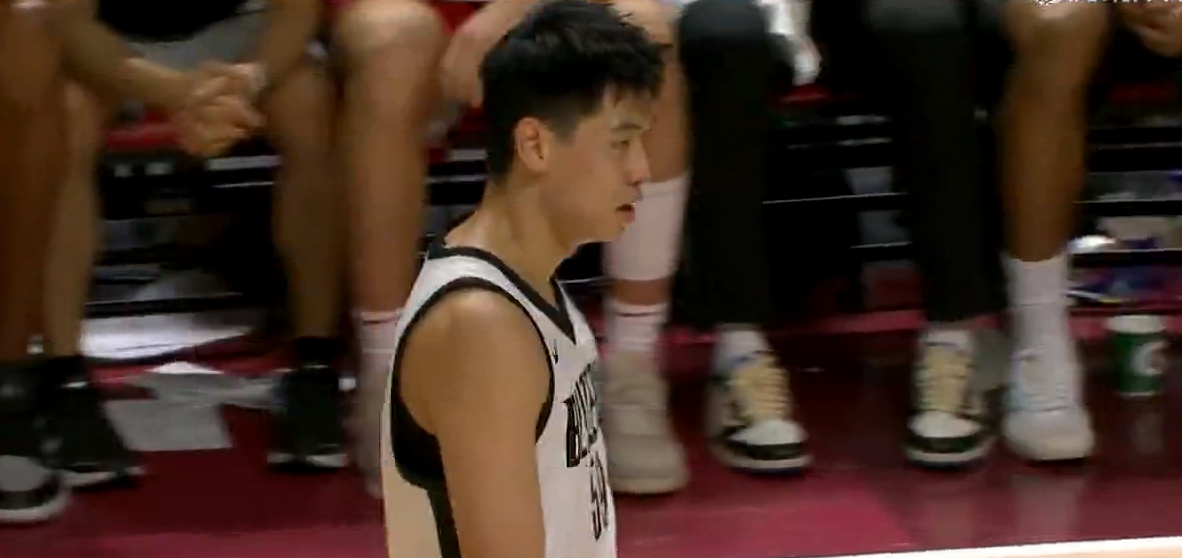 中国球员崔永熙NBA首秀两分到手 教练意外安排让他紧张-崔永熙简介