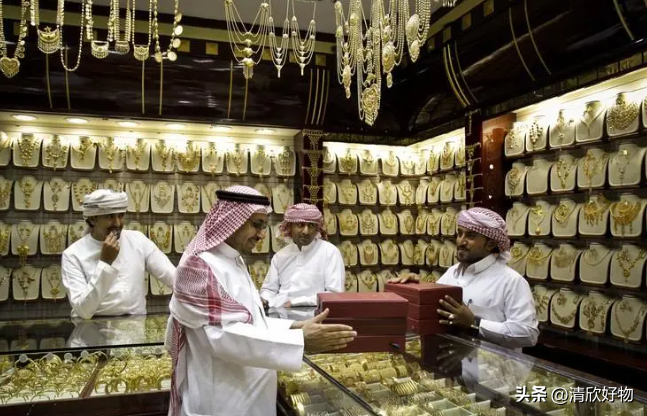 太戏谑！黄金价格突然暴跌！美联储戏耍全球？继续收割世界？-黄金价格走势图美元