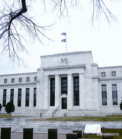 太戏谑！黄金价格突然暴跌！美联储戏耍全球？继续收割世界？-黄金价格走势图美元