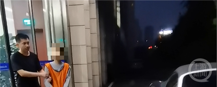 真会演！男子一人分饰多角骗取200余万-男子骗900万