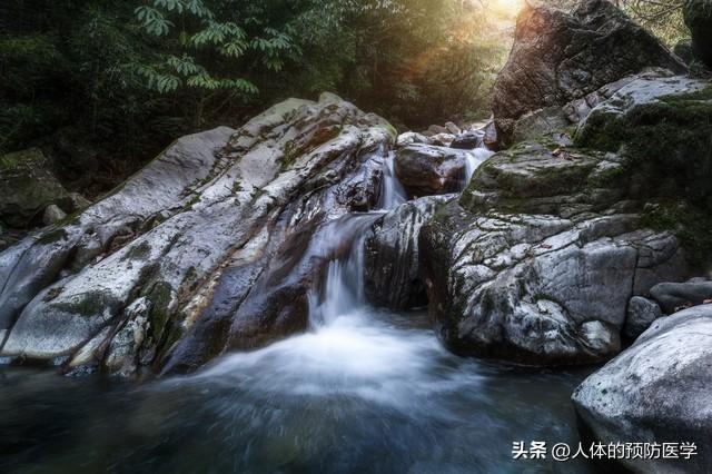 一米多深的水淹死成年人，你信吗？30岁妈妈溺亡，所有人值得注意-淹死17人