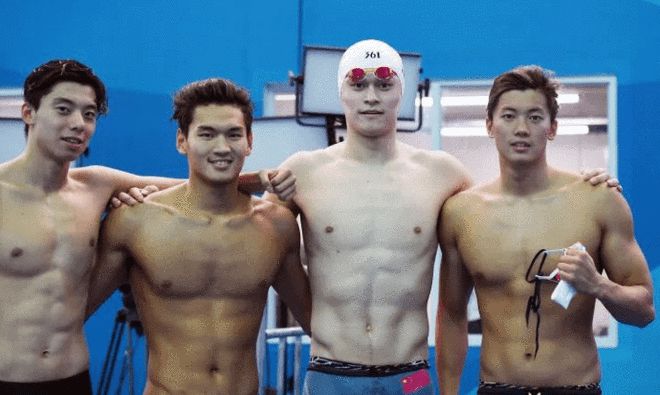 泪洒直播间！孙杨首谈退役话题，获菲尔普斯力挺：一定能够回归-孙杨会退役