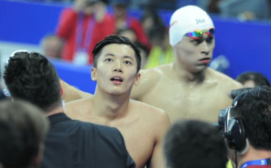 泪洒直播间！孙杨首谈退役话题，获菲尔普斯力挺：一定能够回归-孙杨会退役