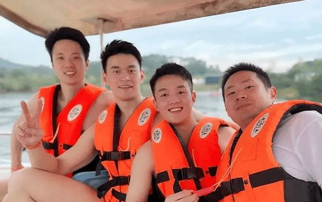 泪洒直播间！孙杨首谈退役话题，获菲尔普斯力挺：一定能够回归-孙杨会退役