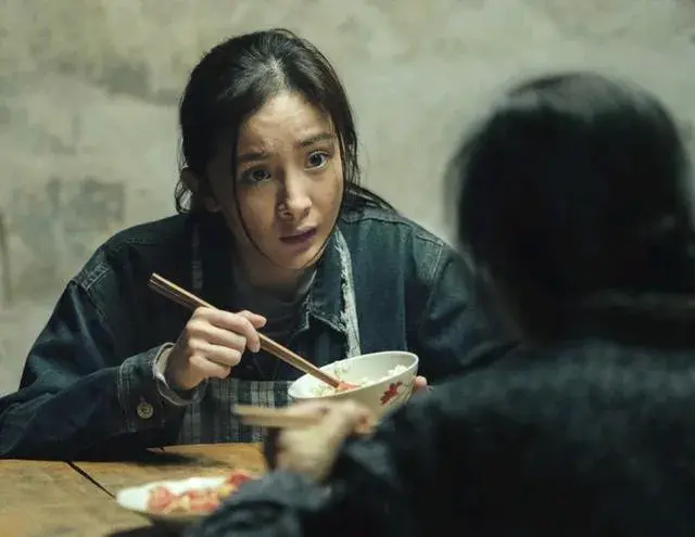 杨幂村妇扮相出戏？别急，反转等你看！-杨幂农村电视剧