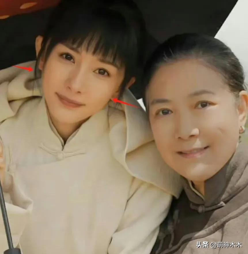 杨幂农妇造型被嘲太假！一味追求白幼瘦审美，体型仪态背离角色-杨幂的白裙造型视频