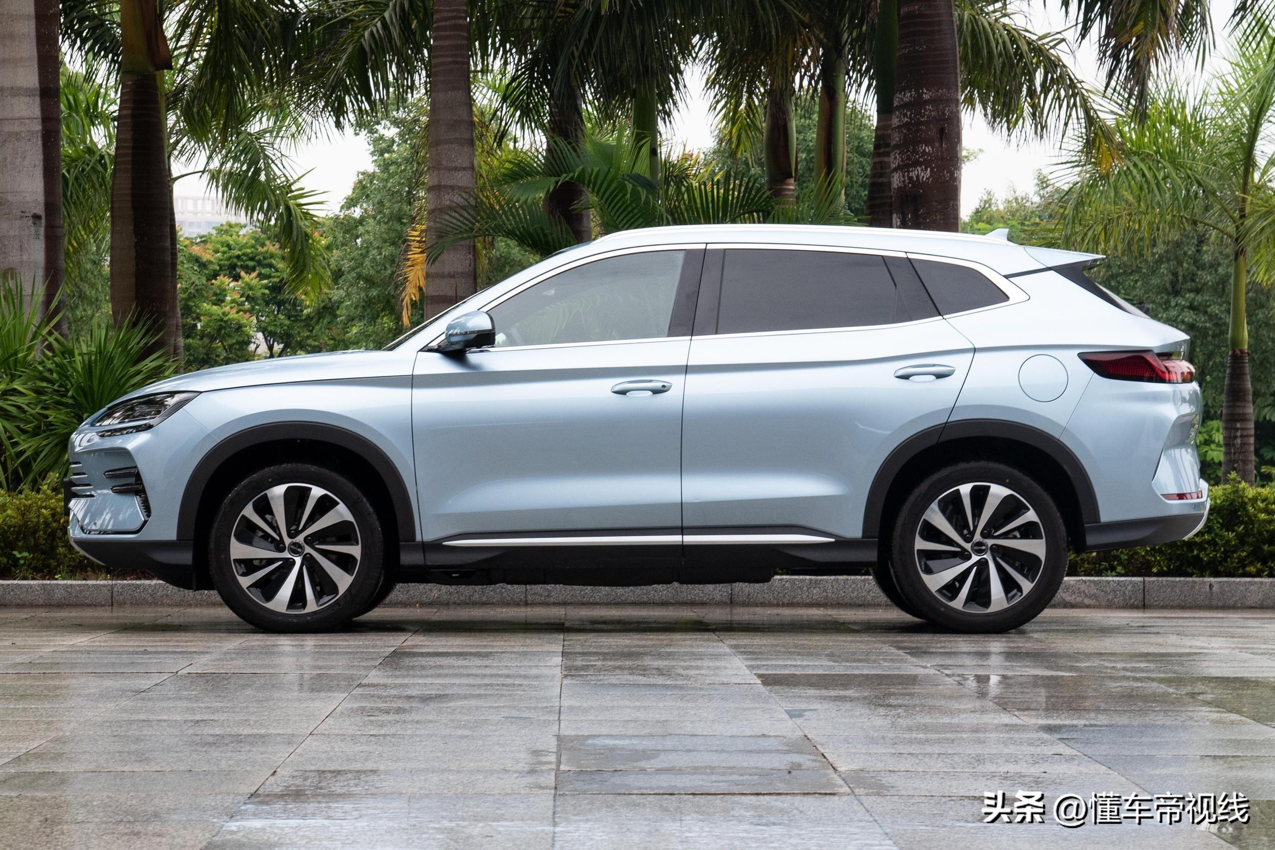 新车 | 12.98万元起售，DM-i增71公里版本，比亚迪宋PLUS荣耀版上市-比亚迪宋plus尊荣型