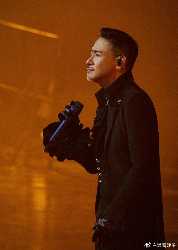 63岁张学友劳累病倒！因声带红肿取消杭州演唱会，歌神手写信道歉-张学友唱功到底怎么样