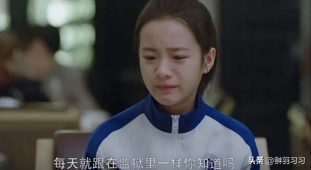 令人窒息！大二女生卧室被父母装监控，离家出走前报警寻求帮助-爸妈在家里装监控犯法吗