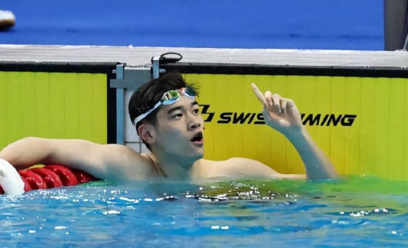 两破47秒拿下奥运纪录潘展乐开局优异 但暗处最强的对手引而不发-潘展乐个人简历身高是多少