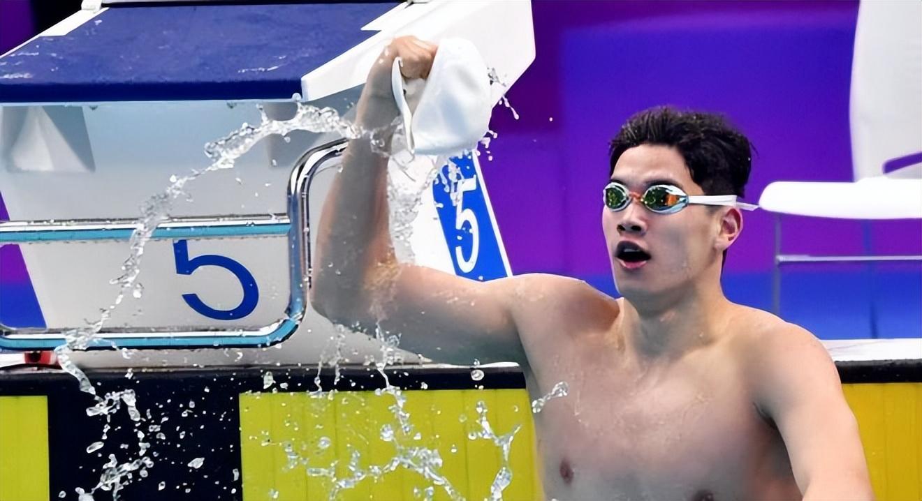 两破47秒拿下奥运纪录潘展乐开局优异 但暗处最强的对手引而不发-潘展乐个人简历身高是多少