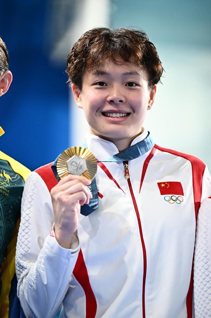 巴黎奥运陈艺文跳水金牌？广州塔为陈艺文亮灯？要被全红婵笑死了-陈艺文夺3米板冠军