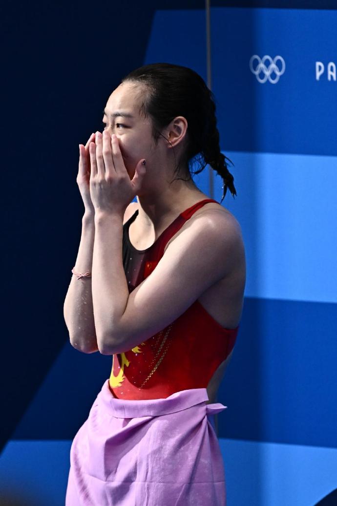 巴黎奥运陈艺文跳水金牌？广州塔为陈艺文亮灯？要被全红婵笑死了-陈艺文夺3米板冠军